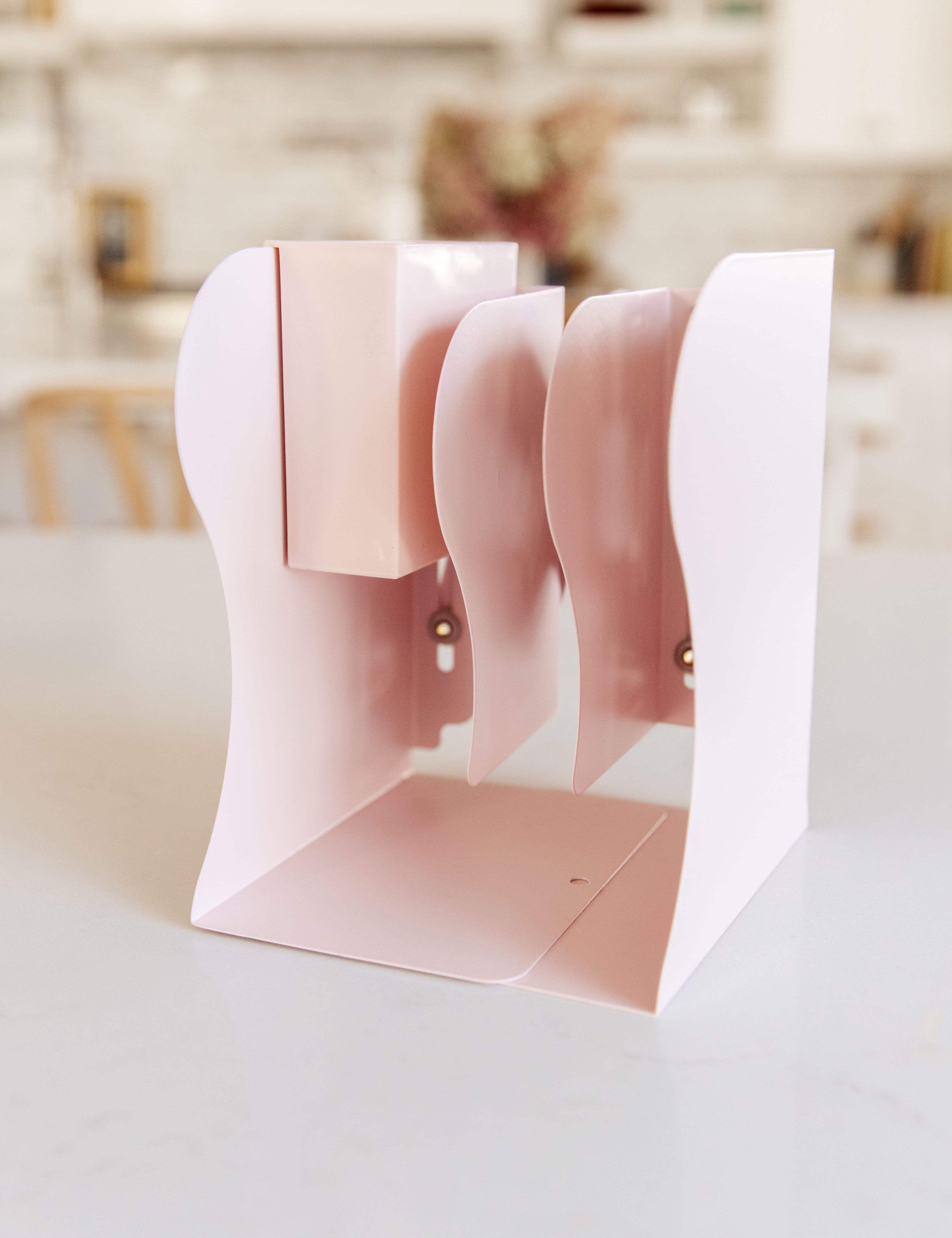 BossBabeExpandingDeskOrganizerinPink1.jpg