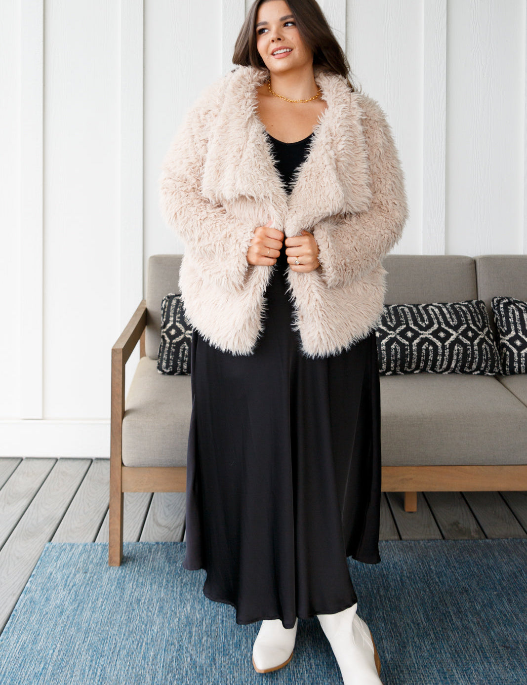 DiscoQueenFauxFurCoat6.jpg