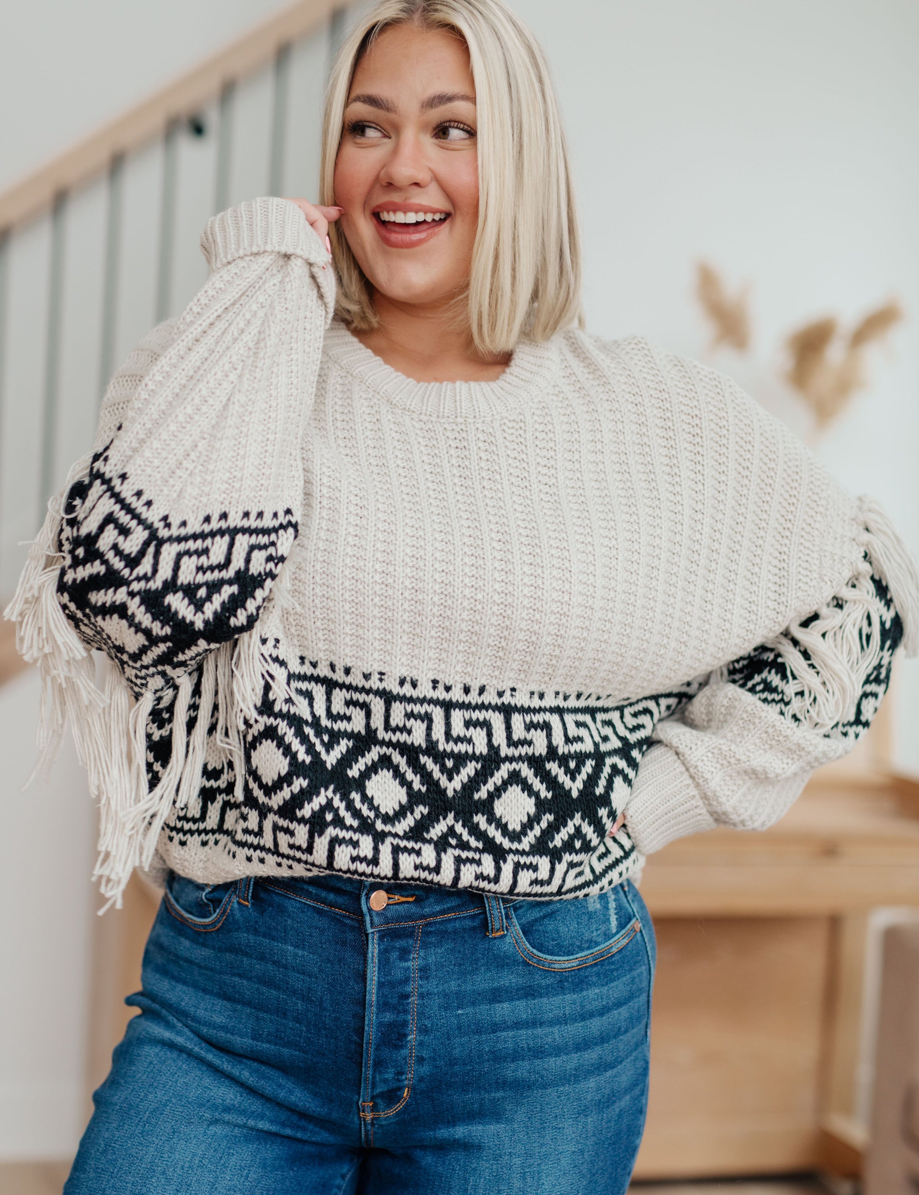 Don_tWaverFringeDetailSweater15.jpg