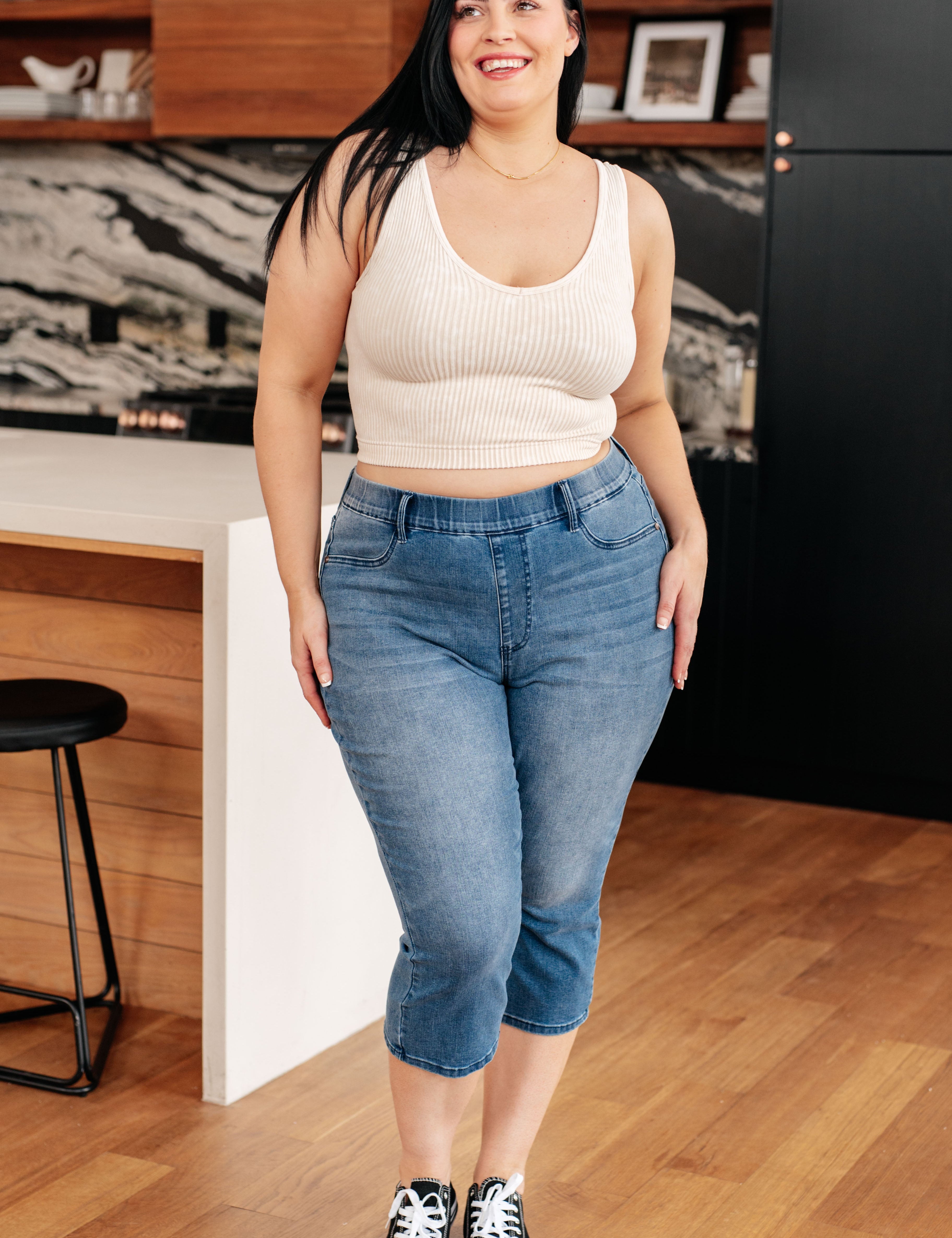 EmilyHighRiseCoolDenimPullOnCapriJeans49.jpg