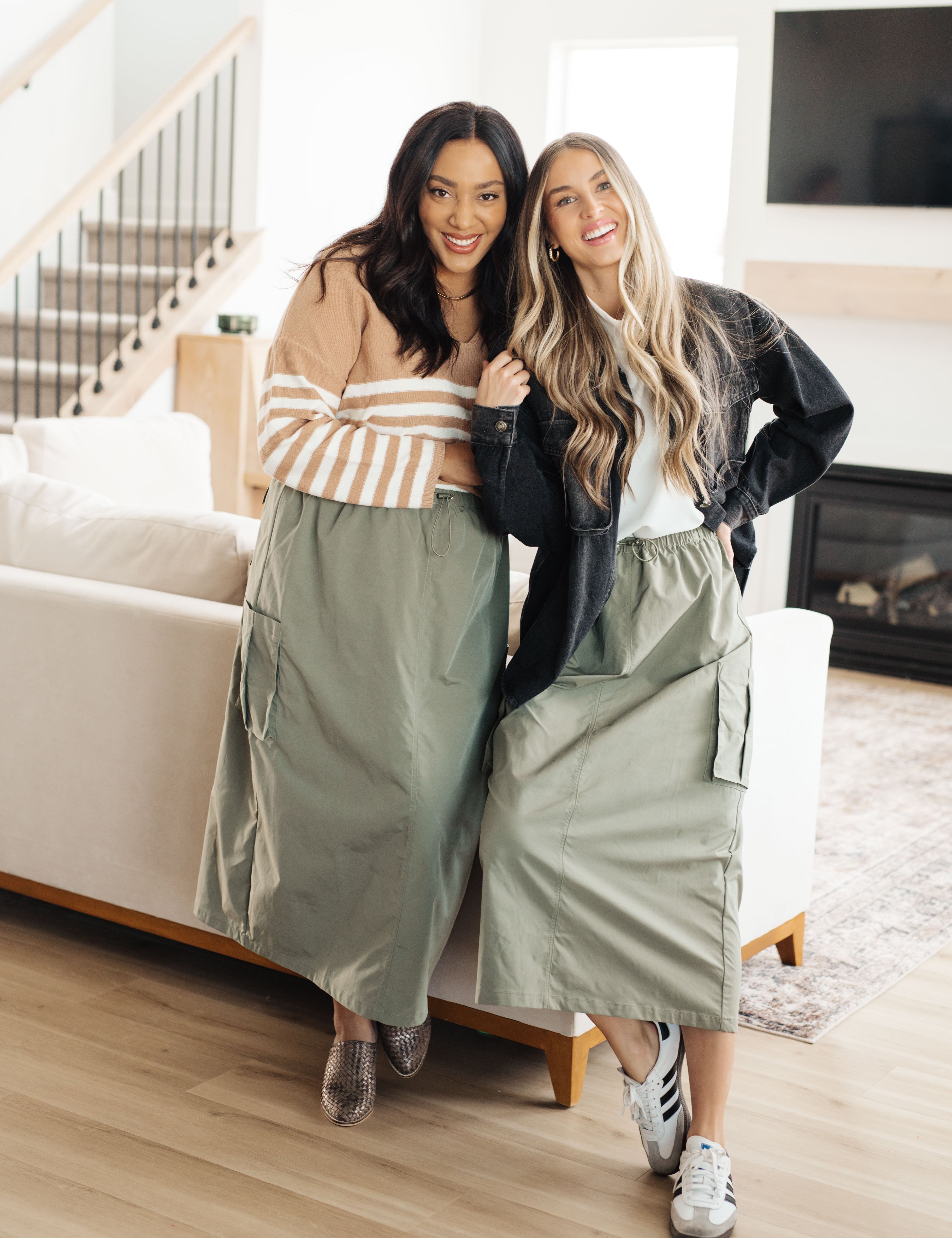ExplainItAwayCargoSkirt8_38293096-54eb-4583-8404-419943eda130.jpg
