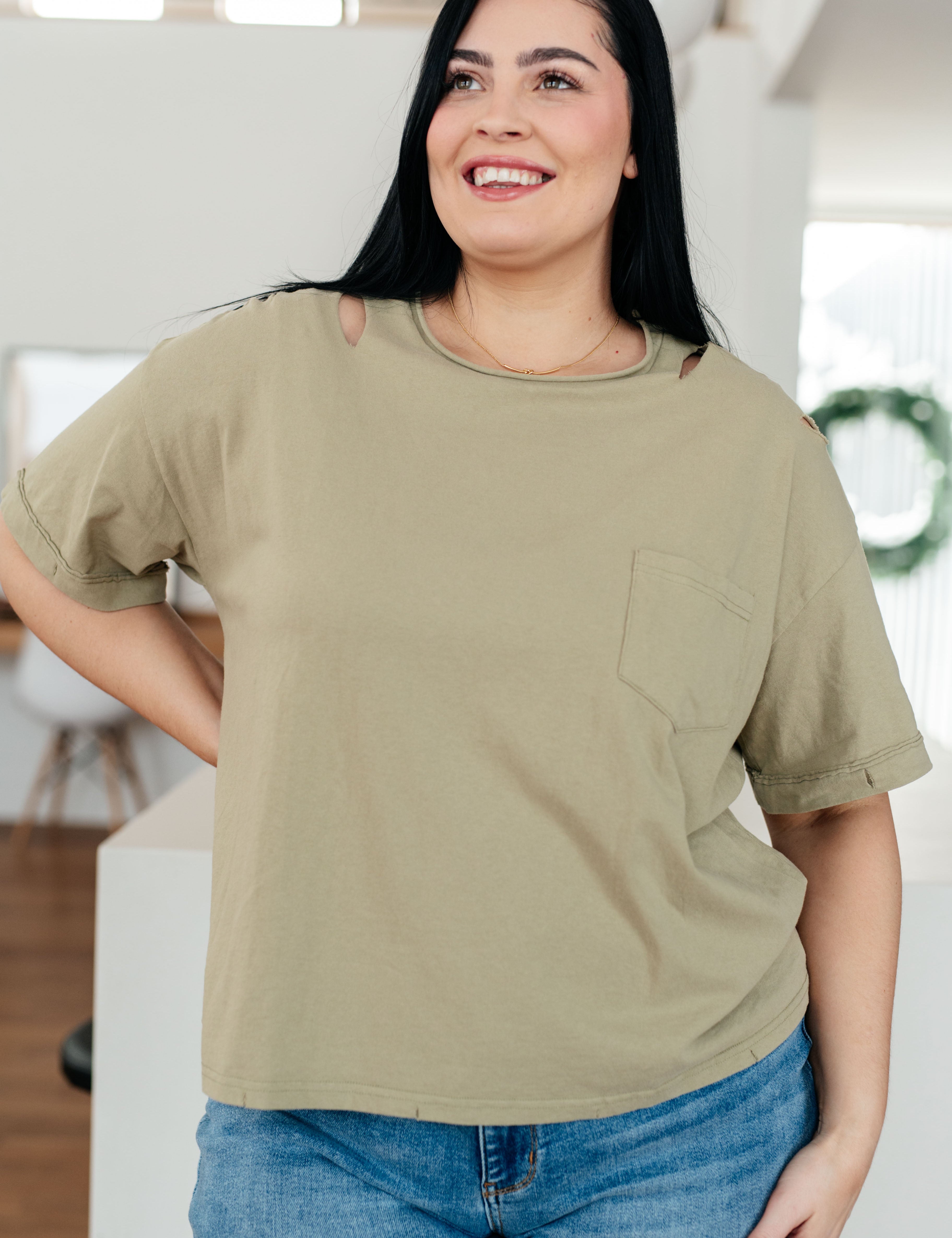 FutureEx-BoyfriendDistressedT-Shirt23_c25610cf-9026-451f-9f3f-d830e6246aae.jpg