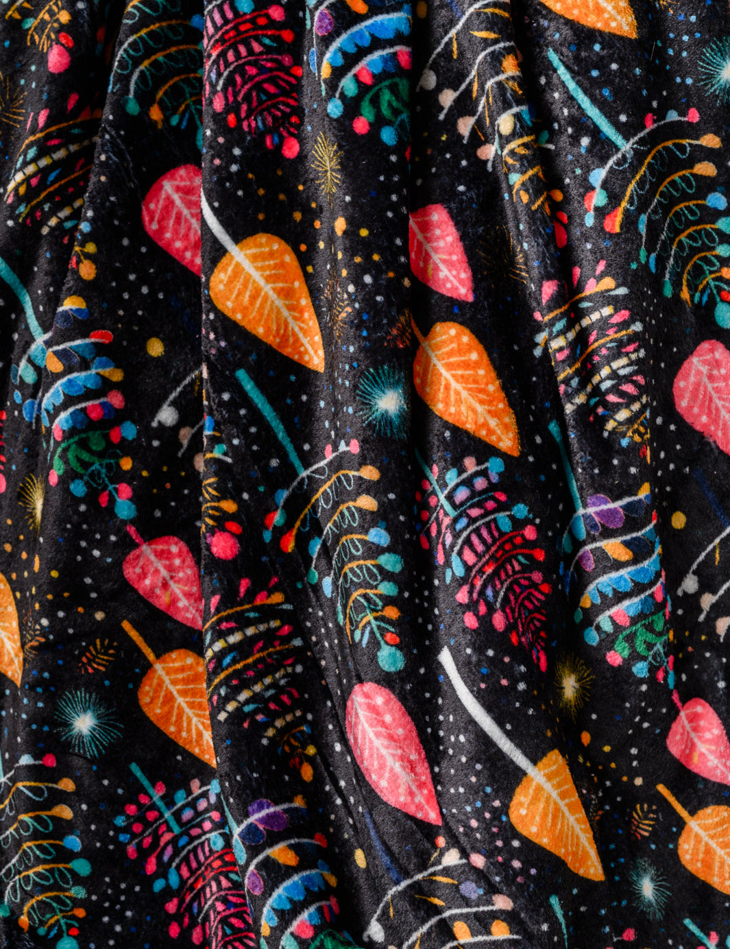 HolidayFleeceBlanketinNeonTrees3.jpg