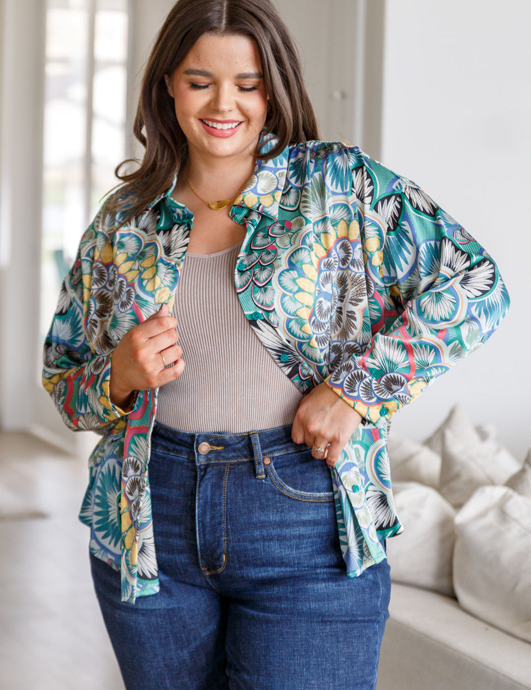 IntheWillowsButtonUpBlouseinTealPaisley7_ce85728a-c821-4c77-8d7b-243a1c7bbcd1.jpg