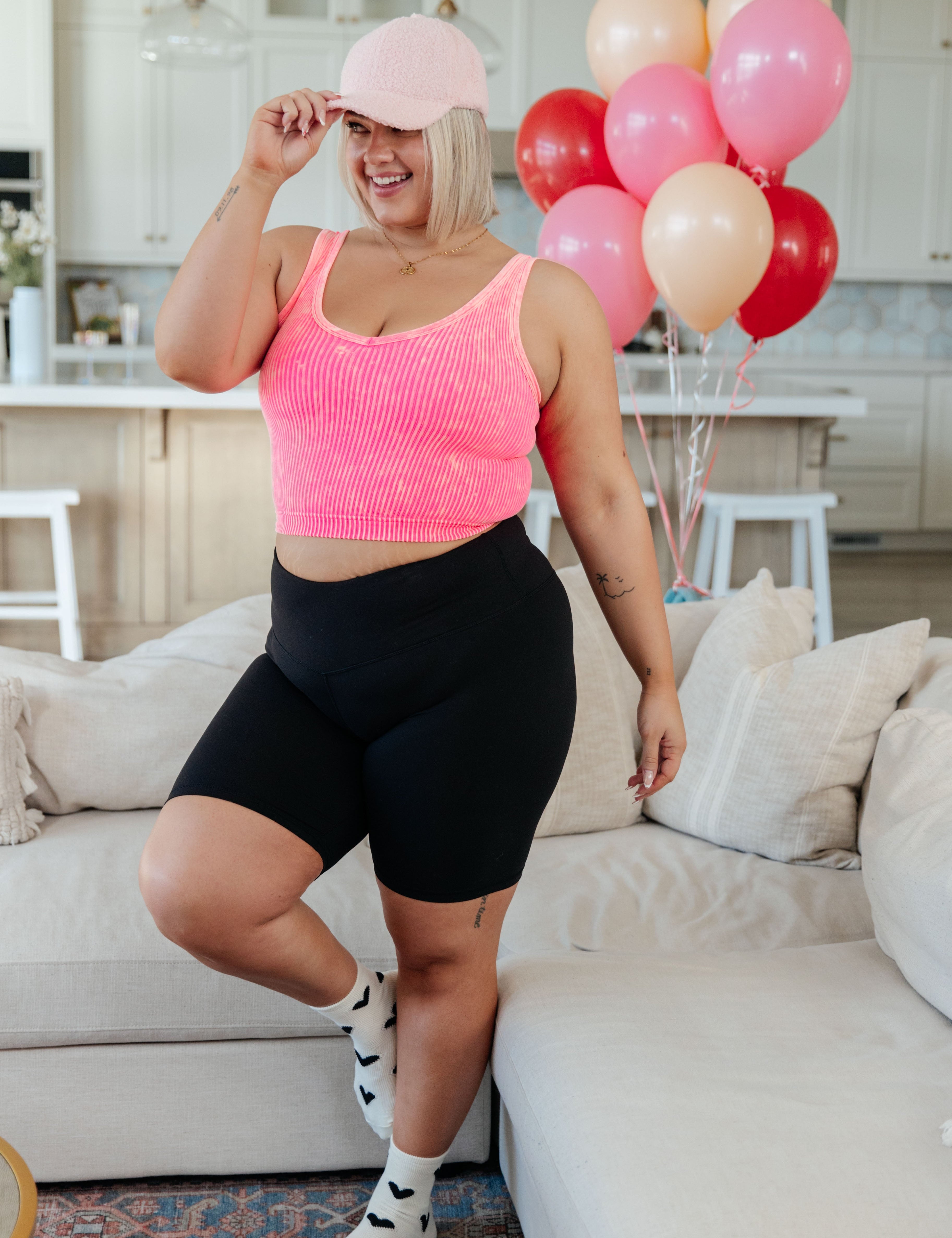 SwiftStridesBikerShorts7_f1634240-3465-4a69-ae03-ef530b71d5a2.jpg