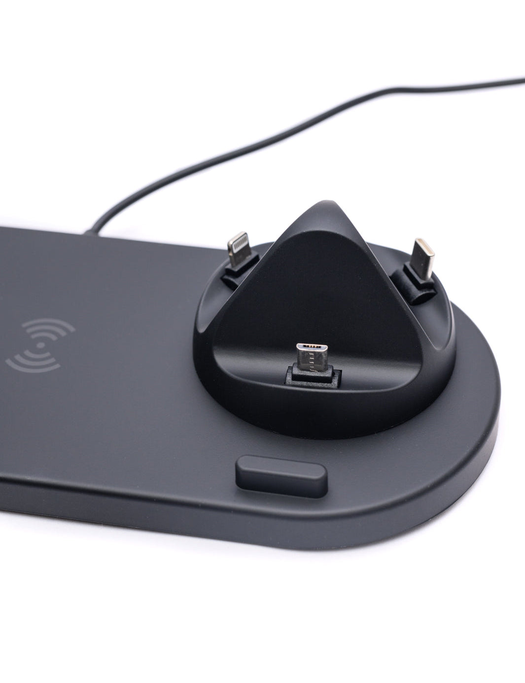 ThePlaceToBeWirelessChargingStationinBlack1.jpg
