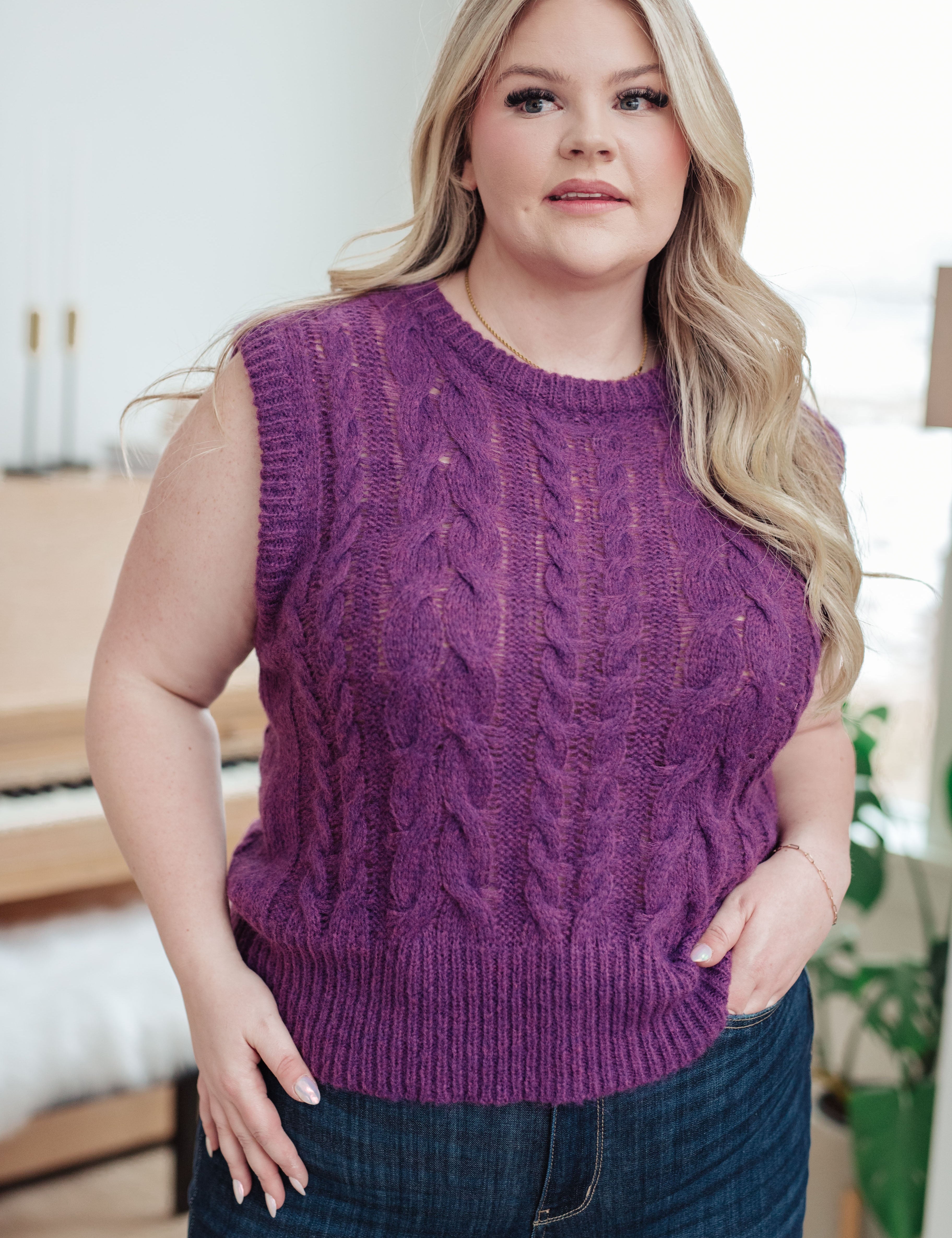 What_sOnYourMindCableKnitVest19.jpg