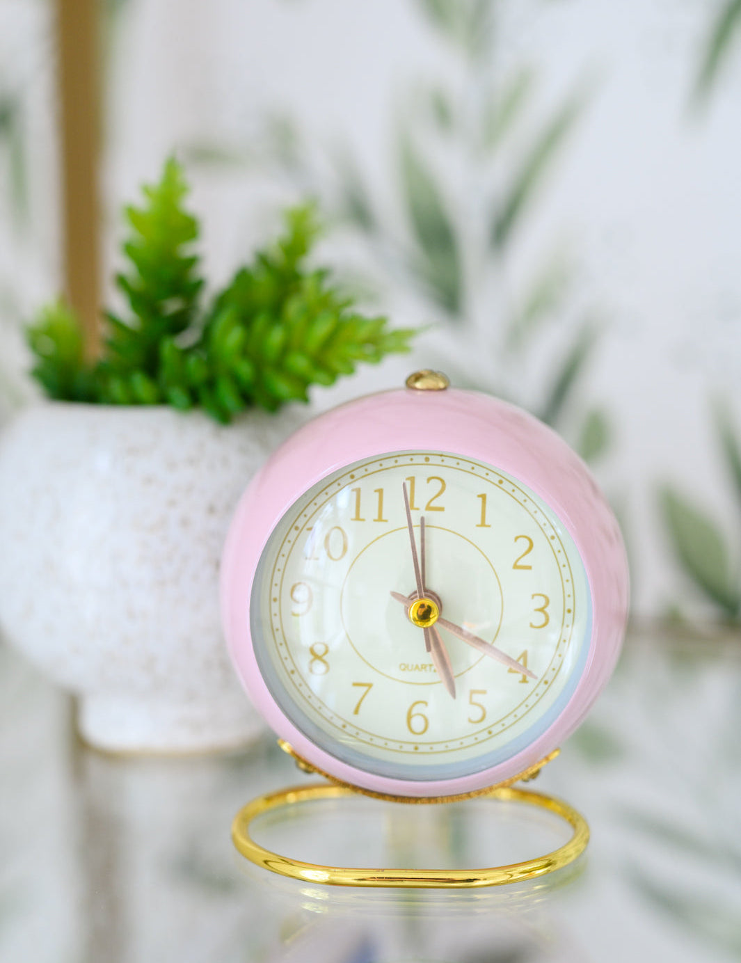 WonderlandDeskClock3.jpg