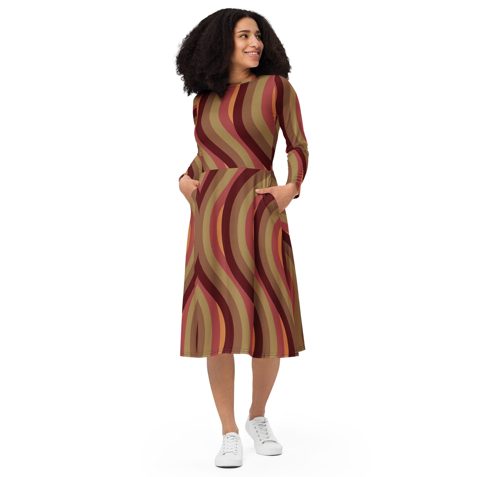 Beautiful Fall All-over print long sleeve midi dress