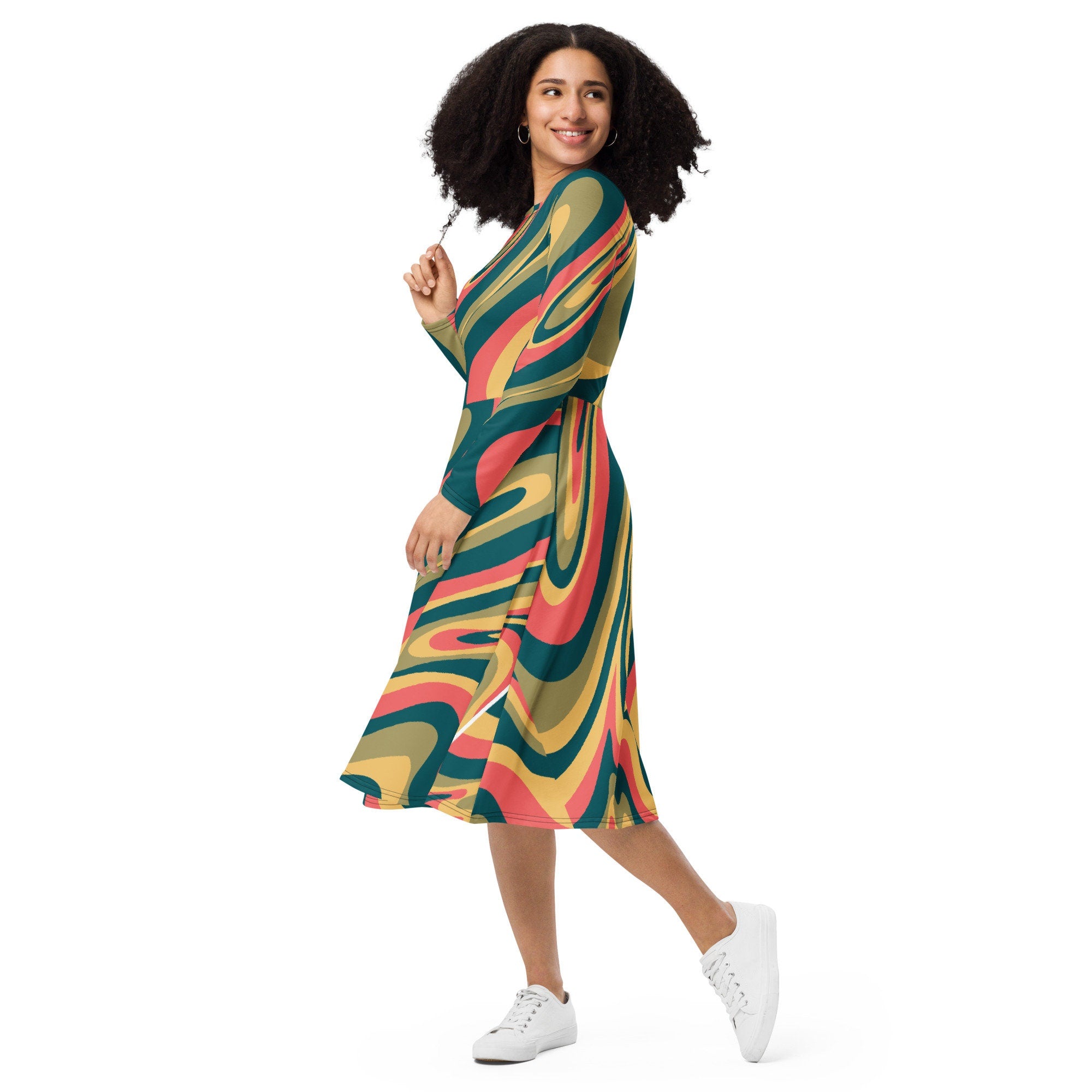 Groovy All-over print long sleeve midi dress