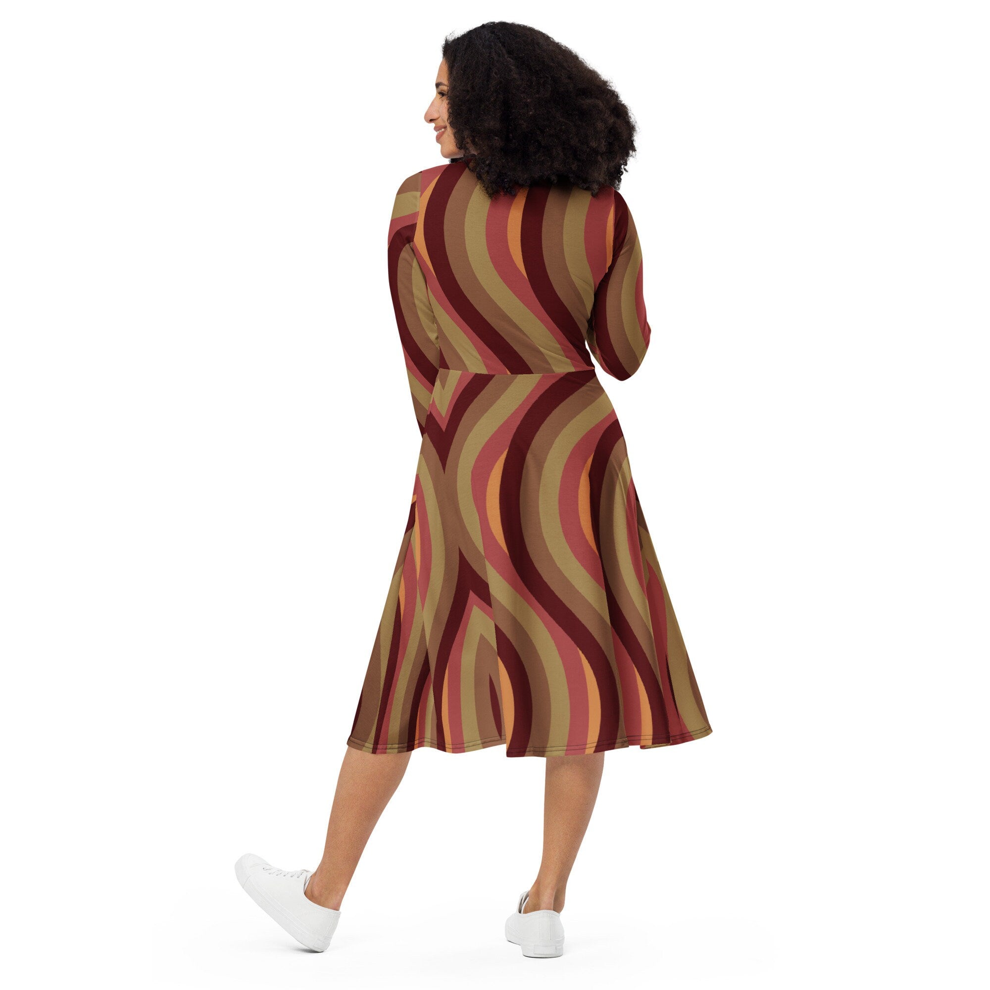 Beautiful Fall All-over print long sleeve midi dress