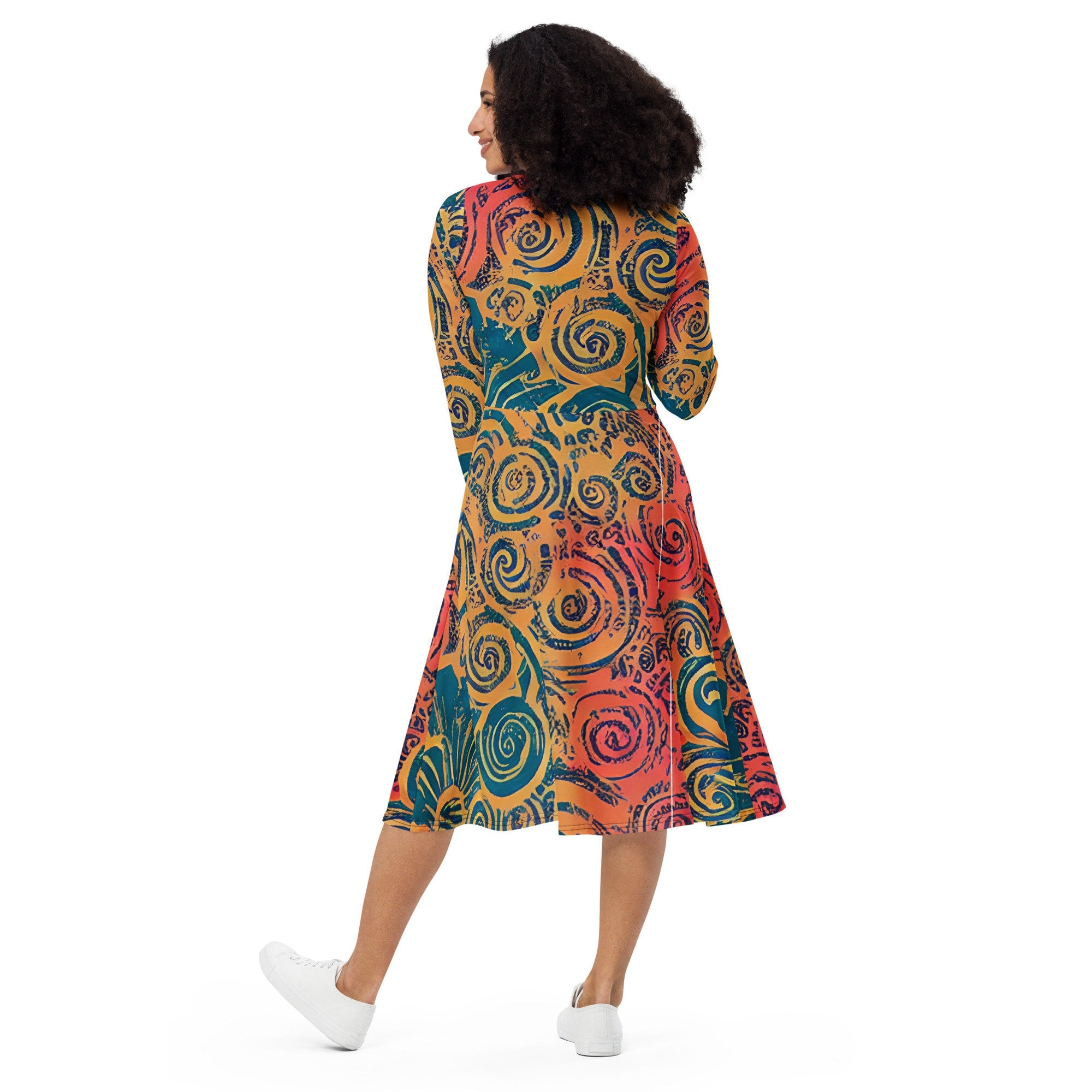 Beautiful All-over print long sleeve midi dress